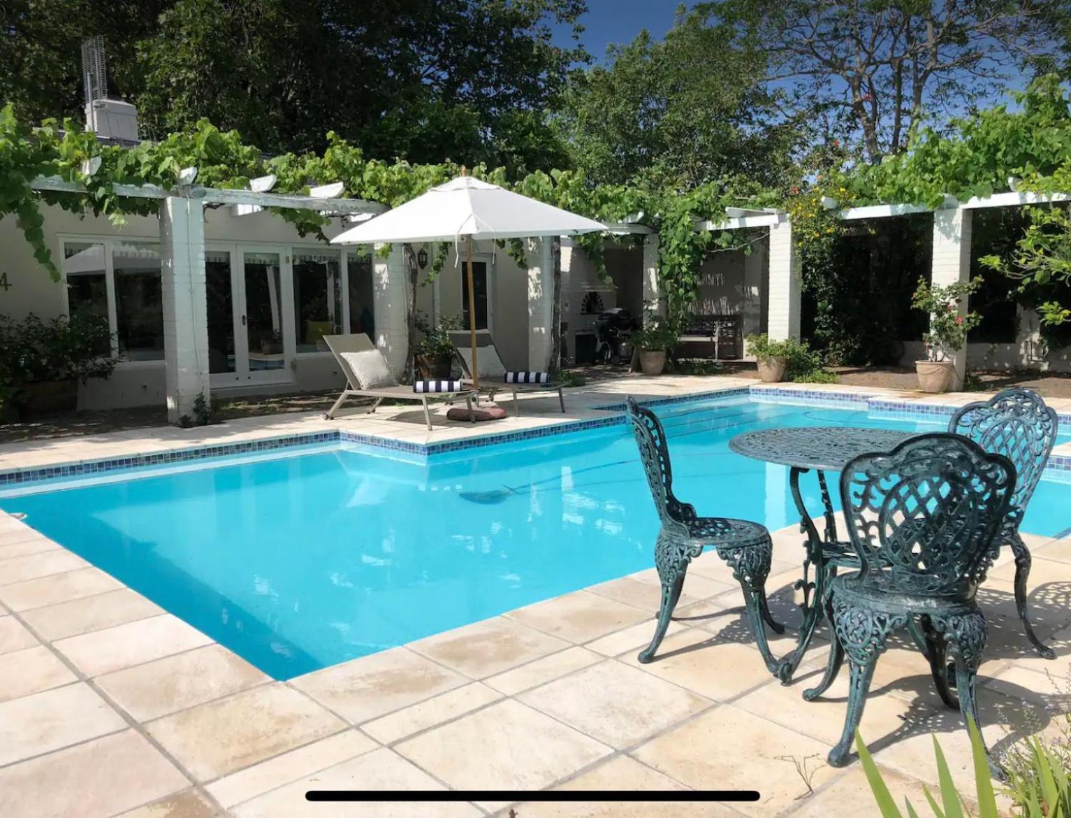 קייפטאון Guest Suite - Leafy Constantia Guest House מראה חיצוני תמונה