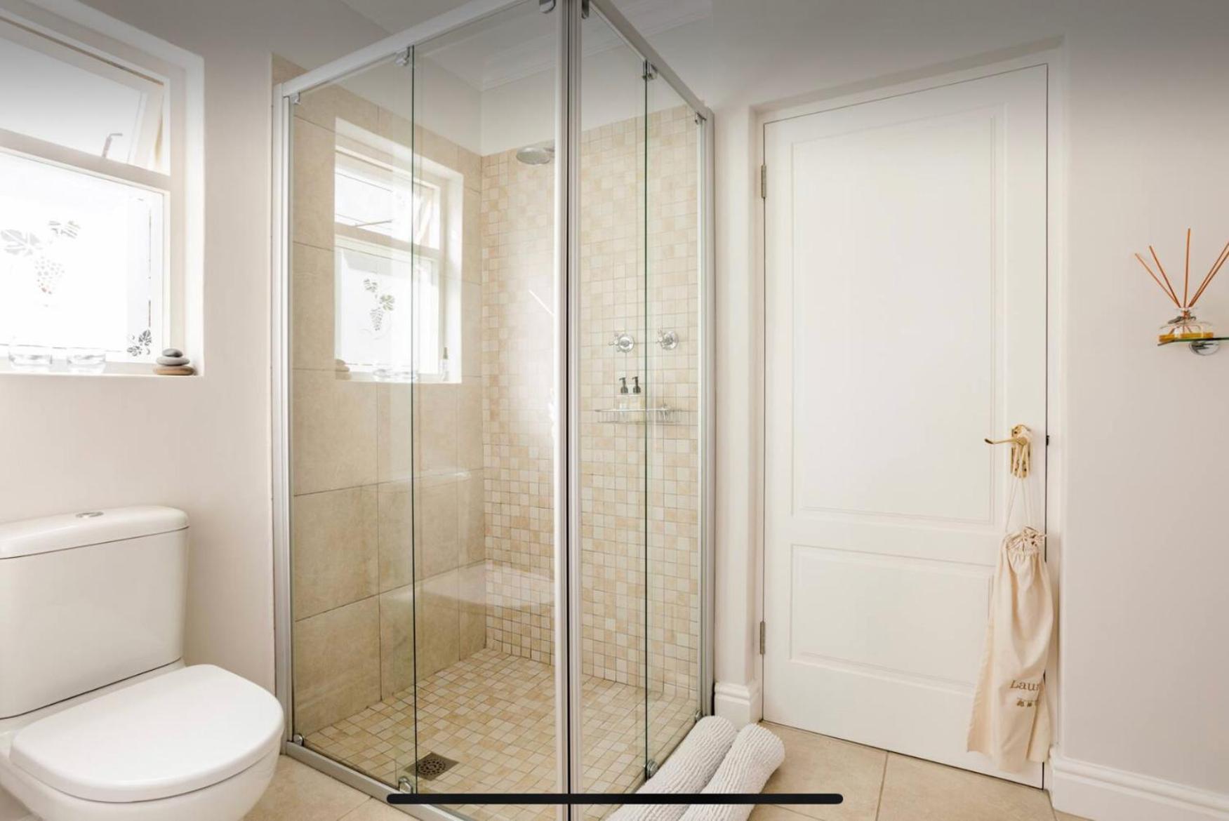 קייפטאון Guest Suite - Leafy Constantia Guest House מראה חיצוני תמונה